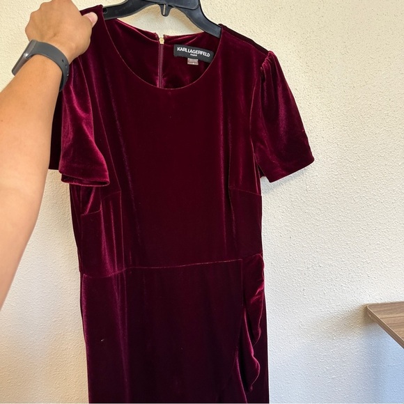 Karl Lagerfeld Velour Velvet Ruffle Hem Red Sheath Dress Sz 8 - Picture 10 of 14